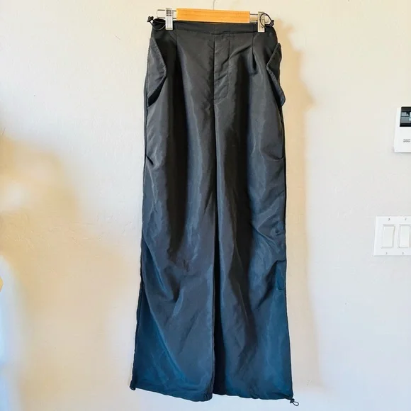 🌻Y2k ICON Black‎ Drawstring Parachute Pants in Black XS - Picture 9 of 9